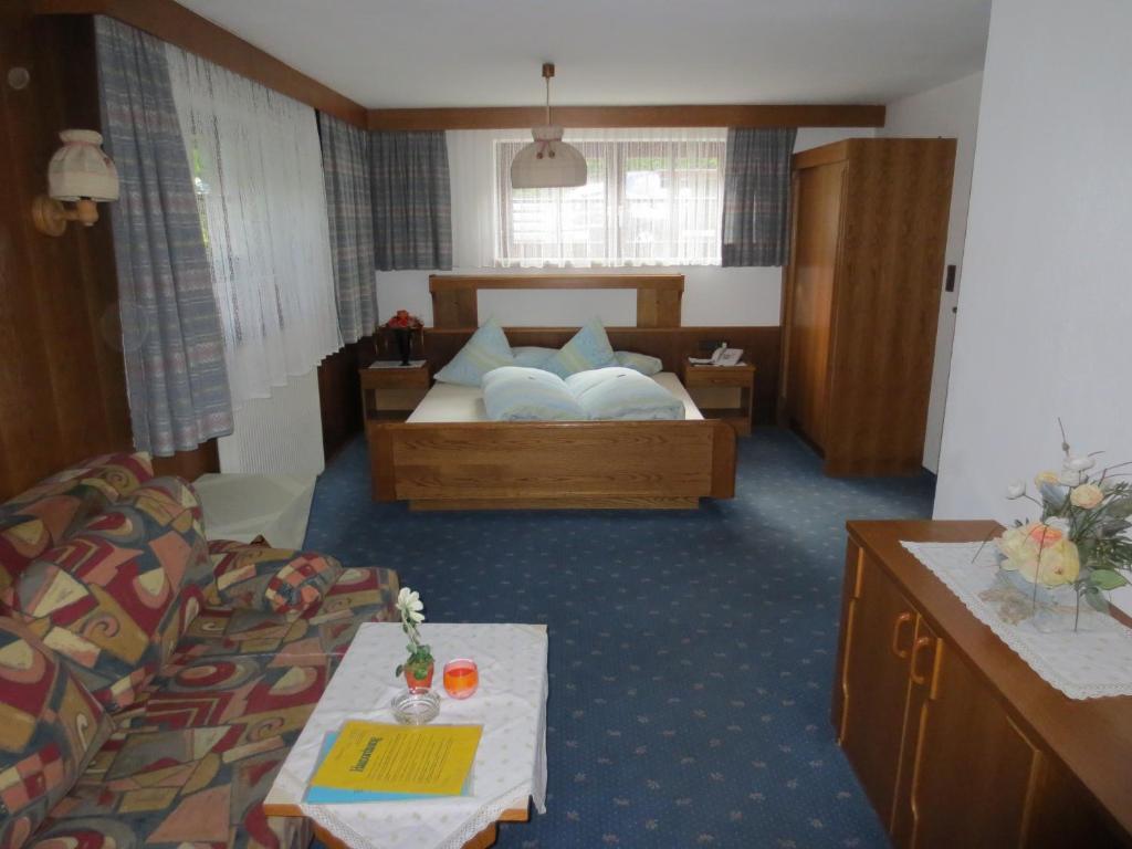 Alpenhaeusl Hotel Sölden Cameră foto