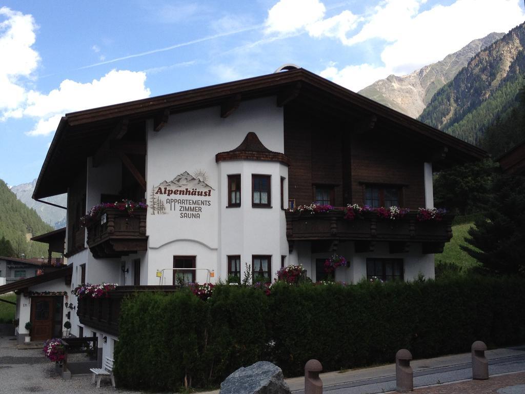 Alpenhausl Hotel Sölden Exterior foto